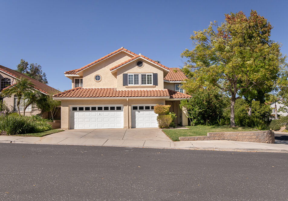 4125 Pine Hollow Pl front 1