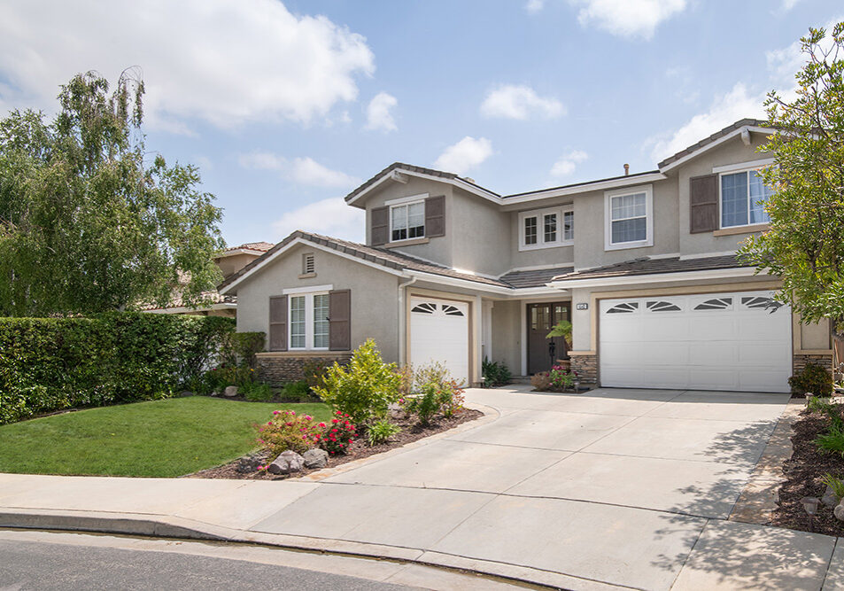 4542 Bluewood Ct Lo Res front 1