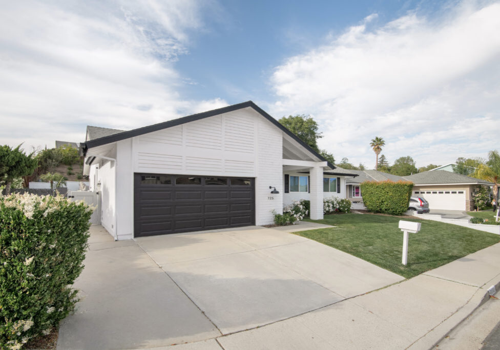 725-san-andres-cir-frontyard-2